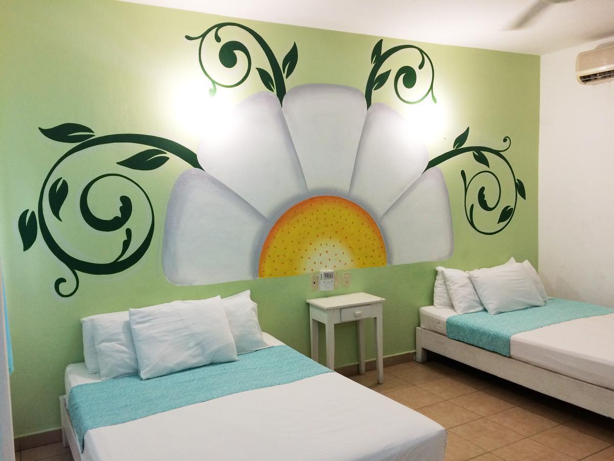 Hotel Playa Del Sol By Rotamundos Crucecita  Екстер'єр фото